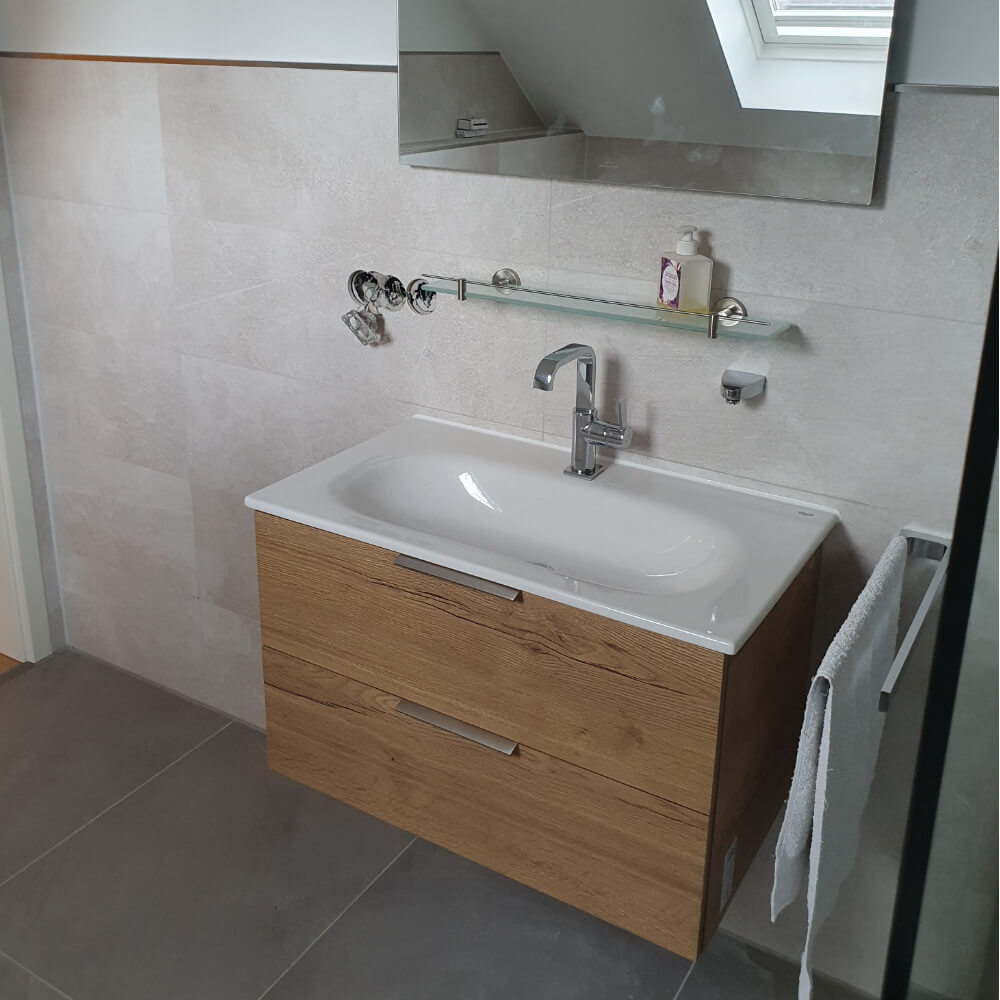 Badezimmer renoviert - Waschbecken.